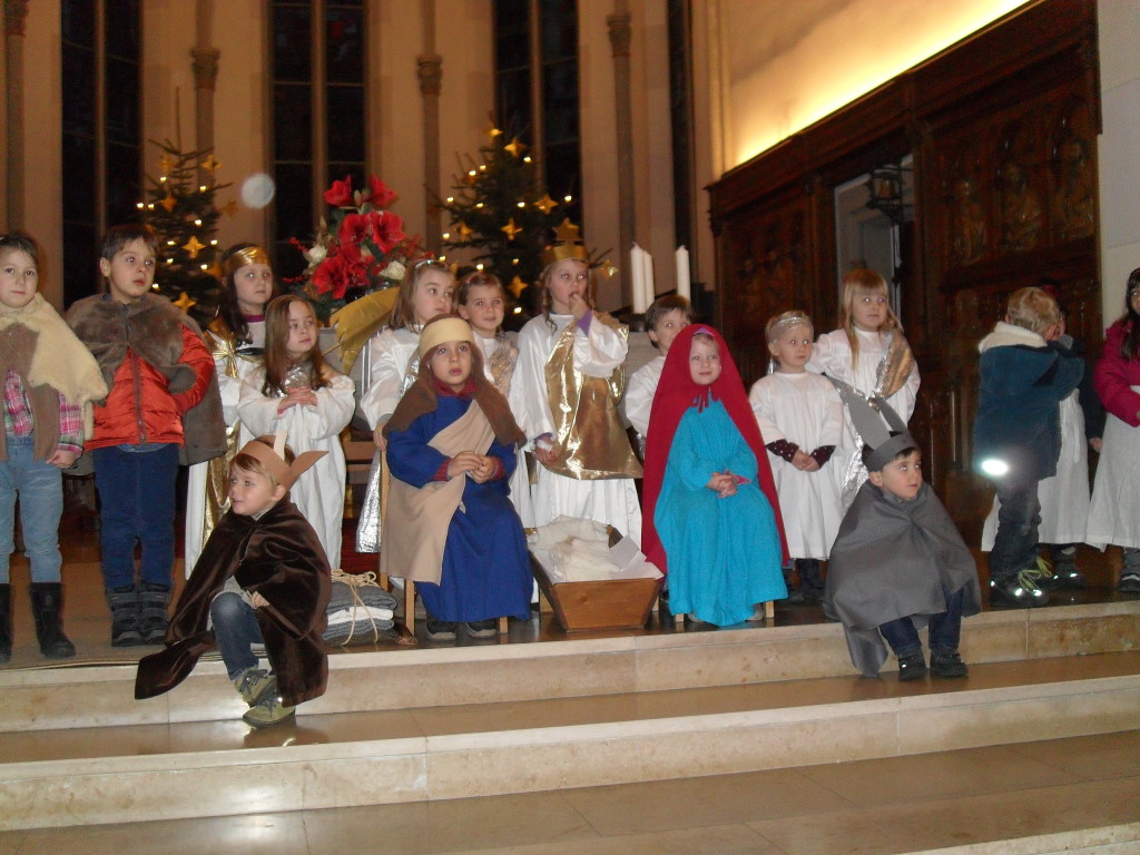  Krippenspiel der Kindergartenkinder – Weinort Laudenbach 