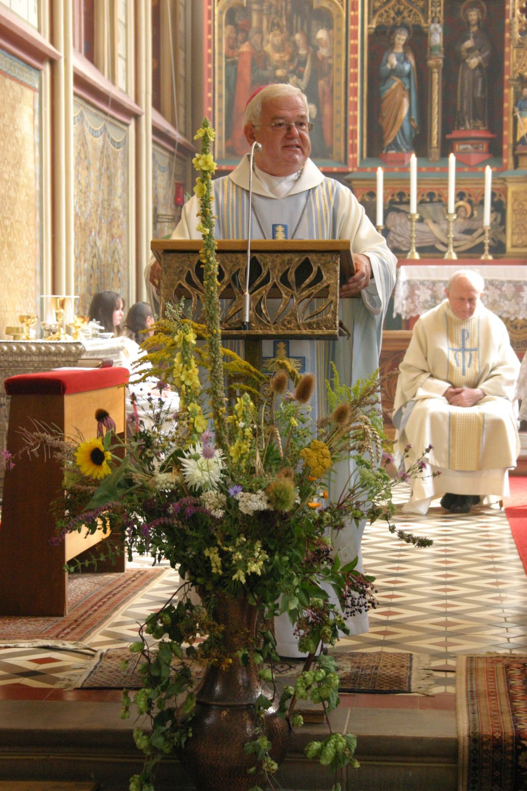 Hochfest Mariä Himmelfahrt in der Laudenbacher Bergkirche Weinort